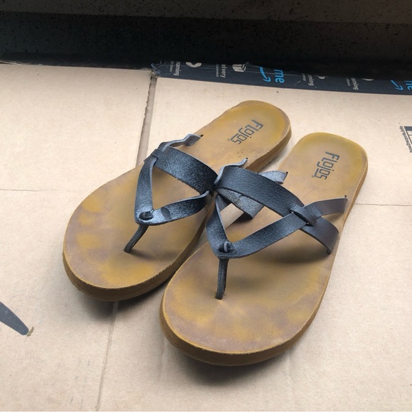 Flojos Women's Black Leather Priya Flip-Flop Sandals Size 9.5 - Picture 7 of 12